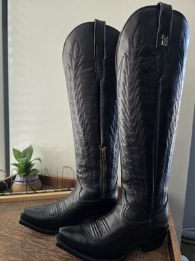 Classic Black Leather Knee-High Western Boots
